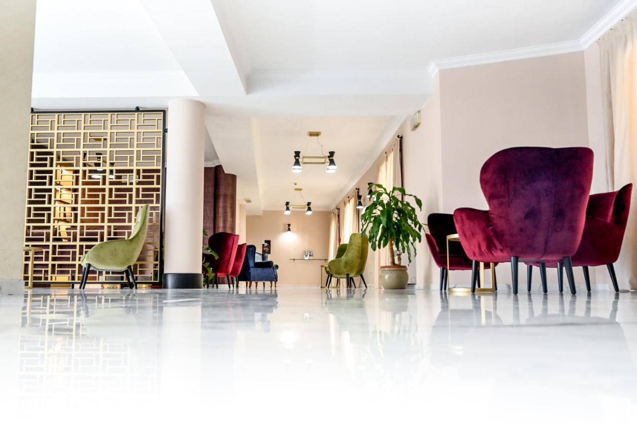 Ponzano Romano Roma Domus Hotel מראה חיצוני תמונה
