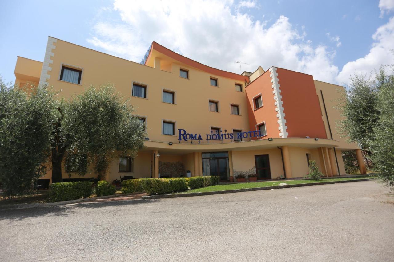 Ponzano Romano Roma Domus Hotel מראה חיצוני תמונה